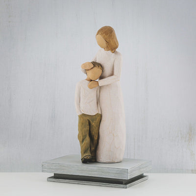 Figurine Mère et fils - Willow Tree - <i>Célébrer l'amour entre mères et fils</i>